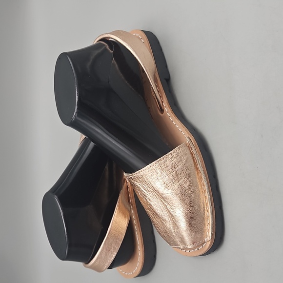 PONS Avarcas Spanish Sandal Rose Gold Metallic Women 8 - Picture 3 of 11